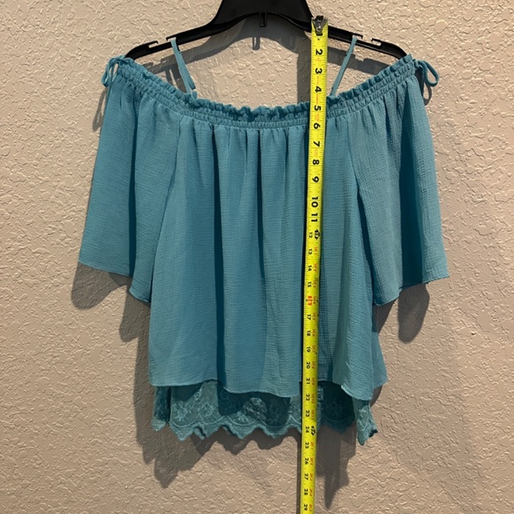 IZ Blue Off the Shoulder Top - Size S - Picture 8 of 8